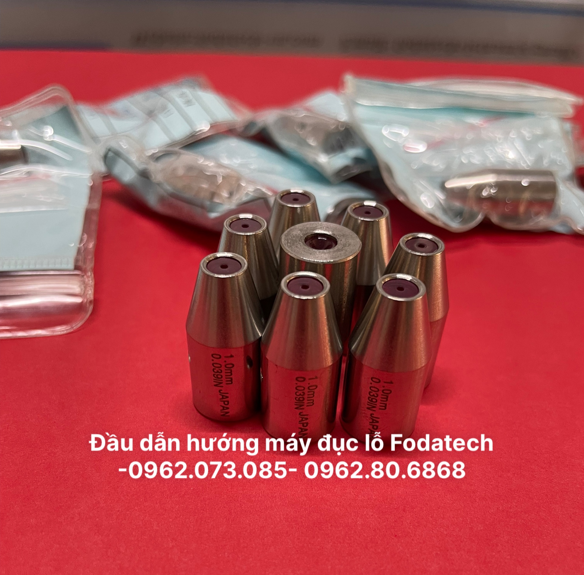 Đầu dẫn hướng máy đục lỗ tia lửa điện